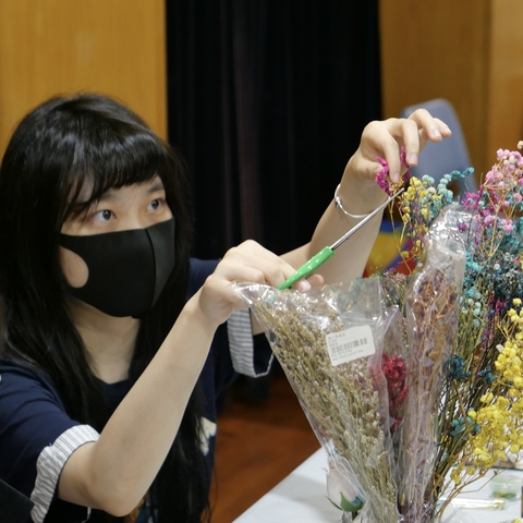 Image of Green Quester Programme: Herbarium Workshop 浮游花工作坊